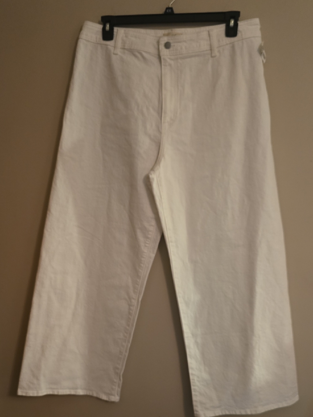 New Universal Thread Women's Size 16 Extra Wide Leg Cream Soft White Jeans‎